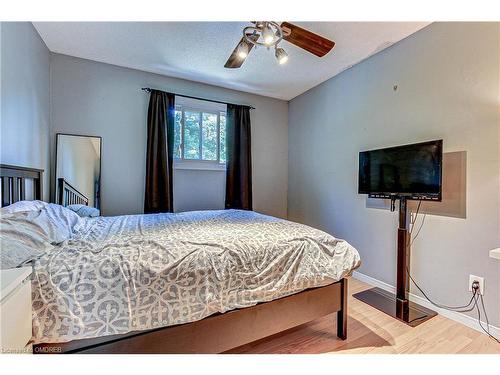 17B Lingwood Drive, Waterford, ON - Indoor Photo Showing Bedroom