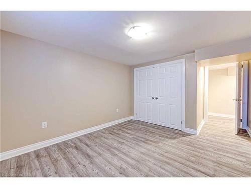 1033 Haig Boulevard, Mississauga, ON - Indoor Photo Showing Other Room