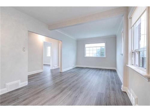 1033 Haig Boulevard, Mississauga, ON - Indoor Photo Showing Other Room