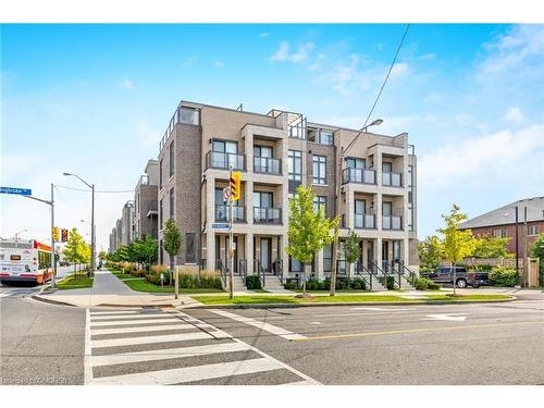 84-721 Lawrence Avenue West Avenue W, Toronto, ON - Outdoor With Balcony With Facade