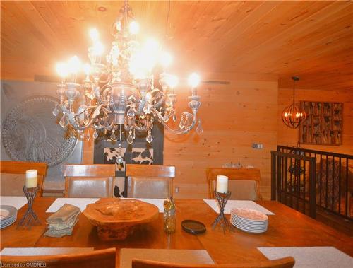 3227 Muskoka Street, Washago, ON - Indoor Photo Showing Dining Room