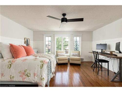 1038 Old Oak Drive, Oakville, ON - Indoor Photo Showing Bedroom