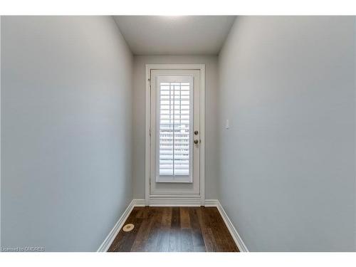 5488 Tenth Line W, Mississauga, ON - Indoor Photo Showing Other Room