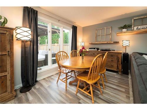 7657 Trackview Street, Niagara Falls, ON - Indoor Photo Showing Dining Room