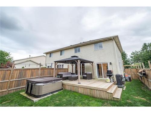 7657 Trackview Street, Niagara Falls, ON - Outdoor With Deck Patio Veranda With Backyard