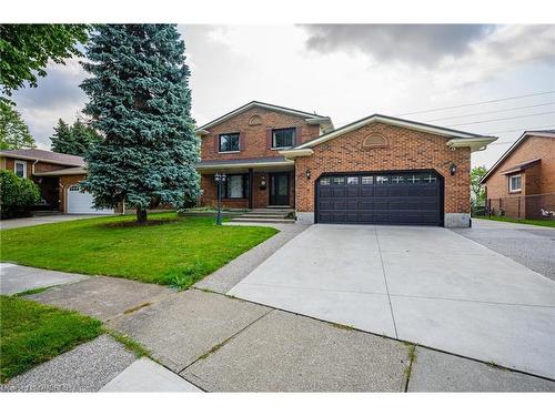 7102 Burbank Crescent, Niagara Falls, ON - Outdoor With Facade