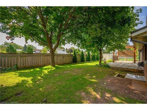 7102 Burbank Crescent, Niagara Falls, ON - Outdoor With Backyard