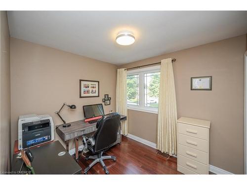 7102 Burbank Crescent, Niagara Falls, ON - Indoor Photo Showing Office