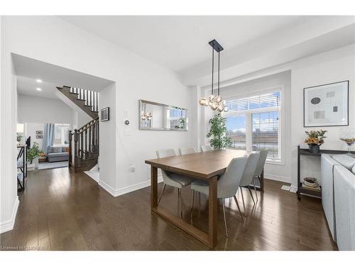 3895 Leonardo Street, Burlington, ON - Indoor Photo Showing Dining Room