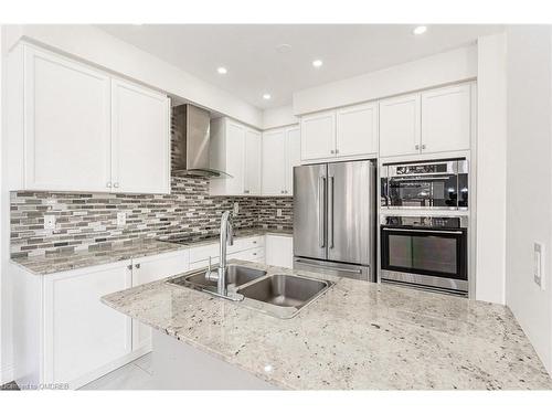 3895 Leonardo Street, Burlington, ON - Indoor Photo Showing Kitchen With Stainless Steel Kitchen With Double Sink With Upgraded Kitchen