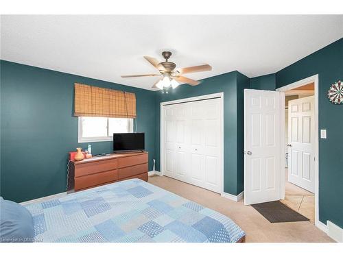 360 White Sands Drive, London, ON - Indoor Photo Showing Bedroom