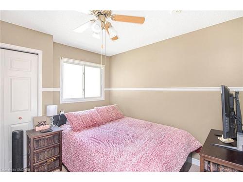 360 White Sands Drive, London, ON - Indoor Photo Showing Bedroom