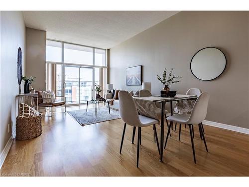 608-70 Port Street E, Mississauga, ON - Indoor Photo Showing Dining Room