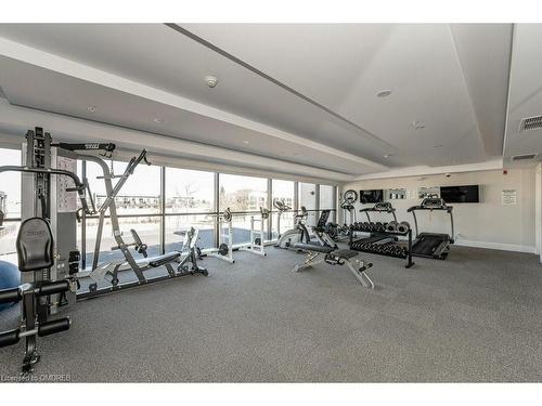 417-128 Garden Drive, Oakville, ON - Indoor Photo Showing Gym Room