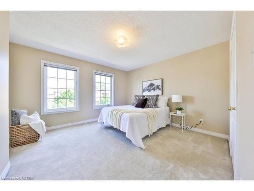 225 Andrews Trail, Milton, ON - Indoor Photo Showing Bedroom