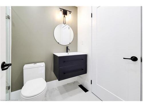 602 Jennifer Crescent, Burlington, ON - Indoor Photo Showing Bathroom