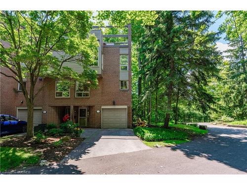 1-1250 Marlborough Court, Oakville, ON - Outdoor