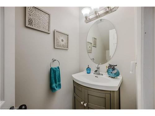 1-1250 Marlborough Court, Oakville, ON - Indoor Photo Showing Bathroom