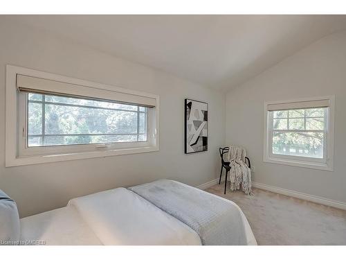 50 Burnet Street, Oakville, ON - Indoor Photo Showing Bedroom