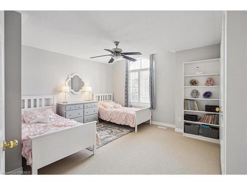 3105 Jenn Avenue, Burlington, ON - Indoor Photo Showing Bedroom