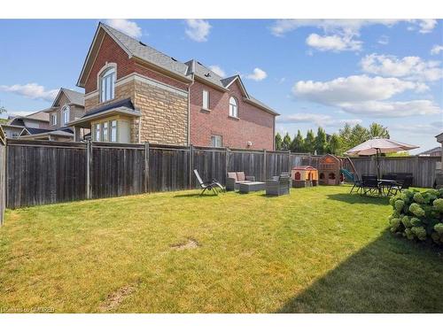 3105 Jenn Avenue, Burlington, ON - Outdoor