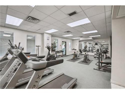 309-415 Locust Street, Burlington, ON - Indoor Photo Showing Gym Room