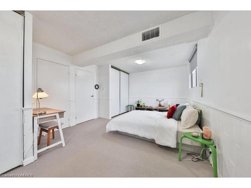 1706-375 King Street N, Waterloo, ON - Indoor Photo Showing Bedroom