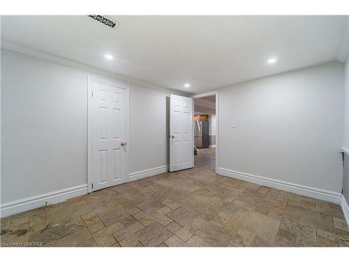 2682 Truscott Drive, Mississauga, ON - Indoor Photo Showing Other Room