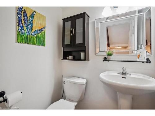 2403 Emerson Drive, Burlington, ON - Indoor Photo Showing Bathroom