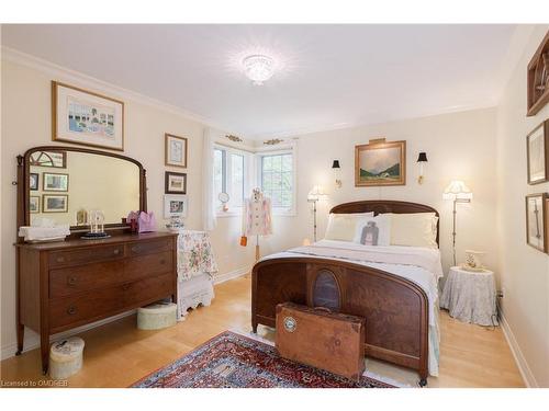 117 Watson Avenue, Oakville, ON - Indoor Photo Showing Bedroom