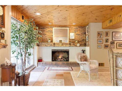 117 Watson Avenue, Oakville, ON - Indoor With Fireplace