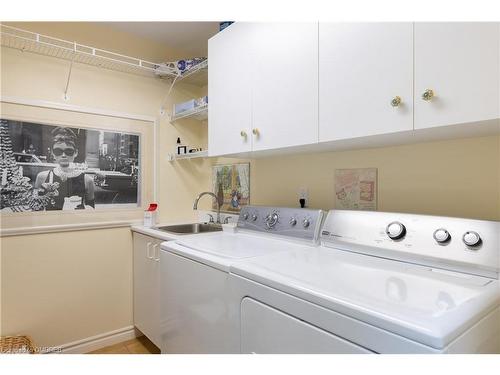 117 Watson Avenue, Oakville, ON - Indoor Photo Showing Laundry Room