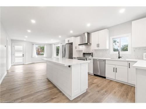 116 Arthur Street, St. Catharines, ON - Indoor Photo Showing Kitchen With Upgraded Kitchen