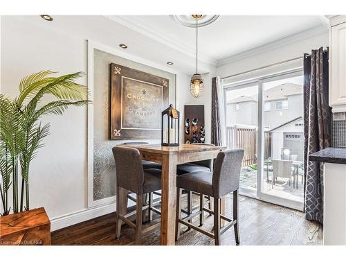 3227 Raindance Crescent, Mississauga, ON - Indoor Photo Showing Dining Room