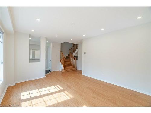 5953 Tenth Line W, Mississauga, ON - Indoor Photo Showing Other Room