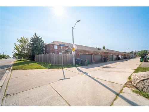 5953 Tenth Line W, Mississauga, ON - Outdoor