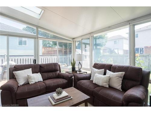 79 Ironstone Drive, Cambridge, ON - Indoor Photo Showing Living Room