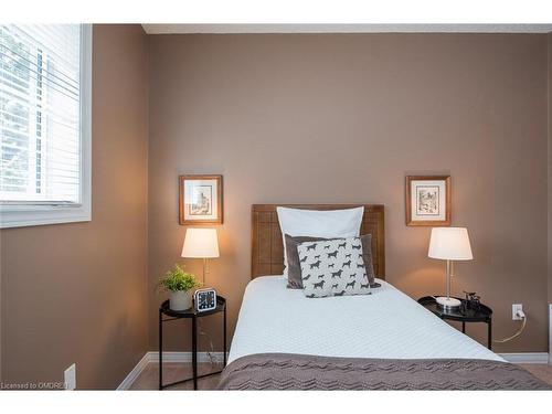 79 Ironstone Drive, Cambridge, ON - Indoor Photo Showing Bedroom