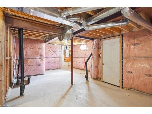 8 Slater Mill Place, Waterdown, ON - Indoor Photo Showing Basement