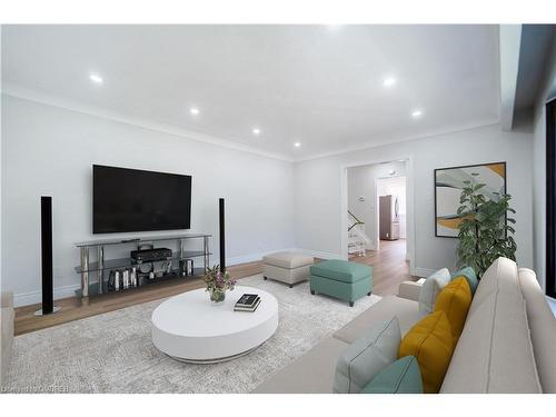 608 Thornwood Avenue, Burlington, ON - Indoor Photo Showing Living Room