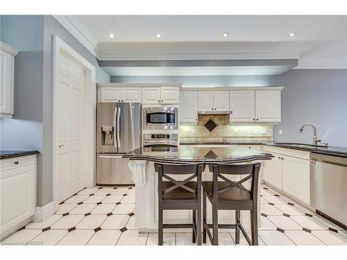 46 Ryland Terrace, Oakville, ON - Indoor Photo Showing Kitchen