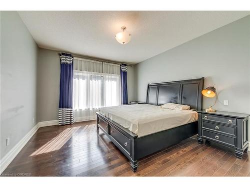 46 Ryland Terrace, Oakville, ON - Indoor Photo Showing Bedroom