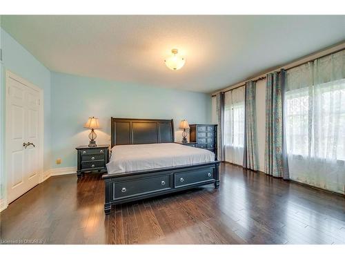 46 Ryland Terrace, Oakville, ON - Indoor Photo Showing Bedroom