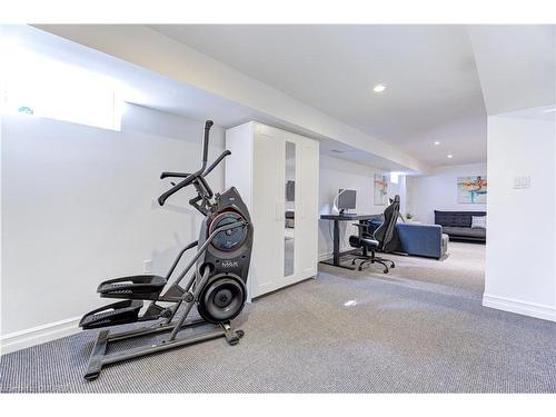 2616 Castle Hill Crescent, Oakville, ON - Indoor Photo Showing Gym Room