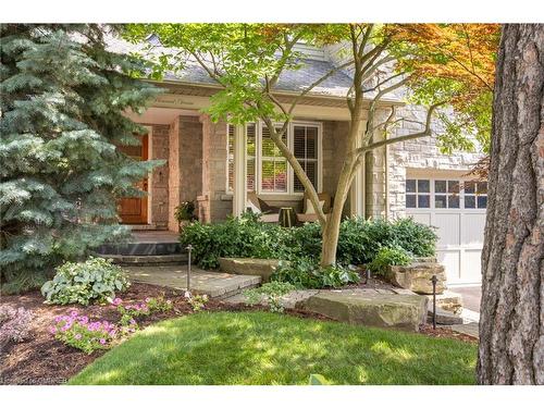 29 Howard Avenue, Oakville, ON - Outdoor