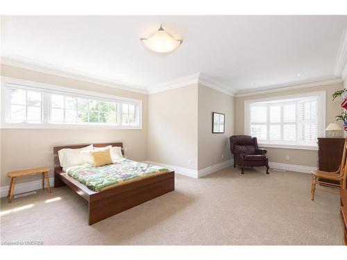 29 Howard Avenue, Oakville, ON - Indoor Photo Showing Bedroom