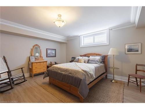 29 Howard Avenue, Oakville, ON - Indoor Photo Showing Bedroom