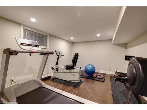 100 Whittington Place, Oakville, ON - Indoor Photo Showing Gym Room