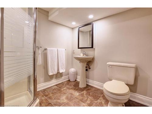 100 Whittington Place, Oakville, ON - Indoor Photo Showing Bathroom