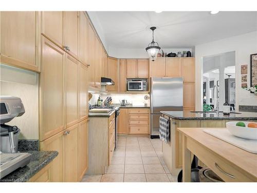 1259 Glenashton Drive, Oakville, ON - Indoor Photo Showing Kitchen